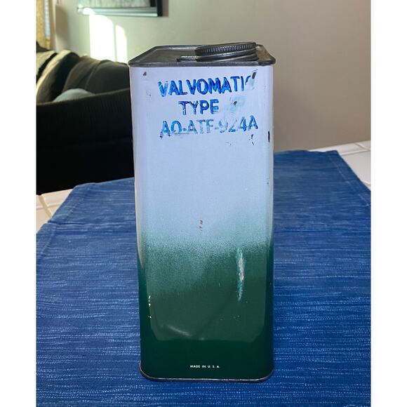Vintage Valvoline Oil 1 Gallon Metal Can Advertising World's First 45B - Picture 4 of 6